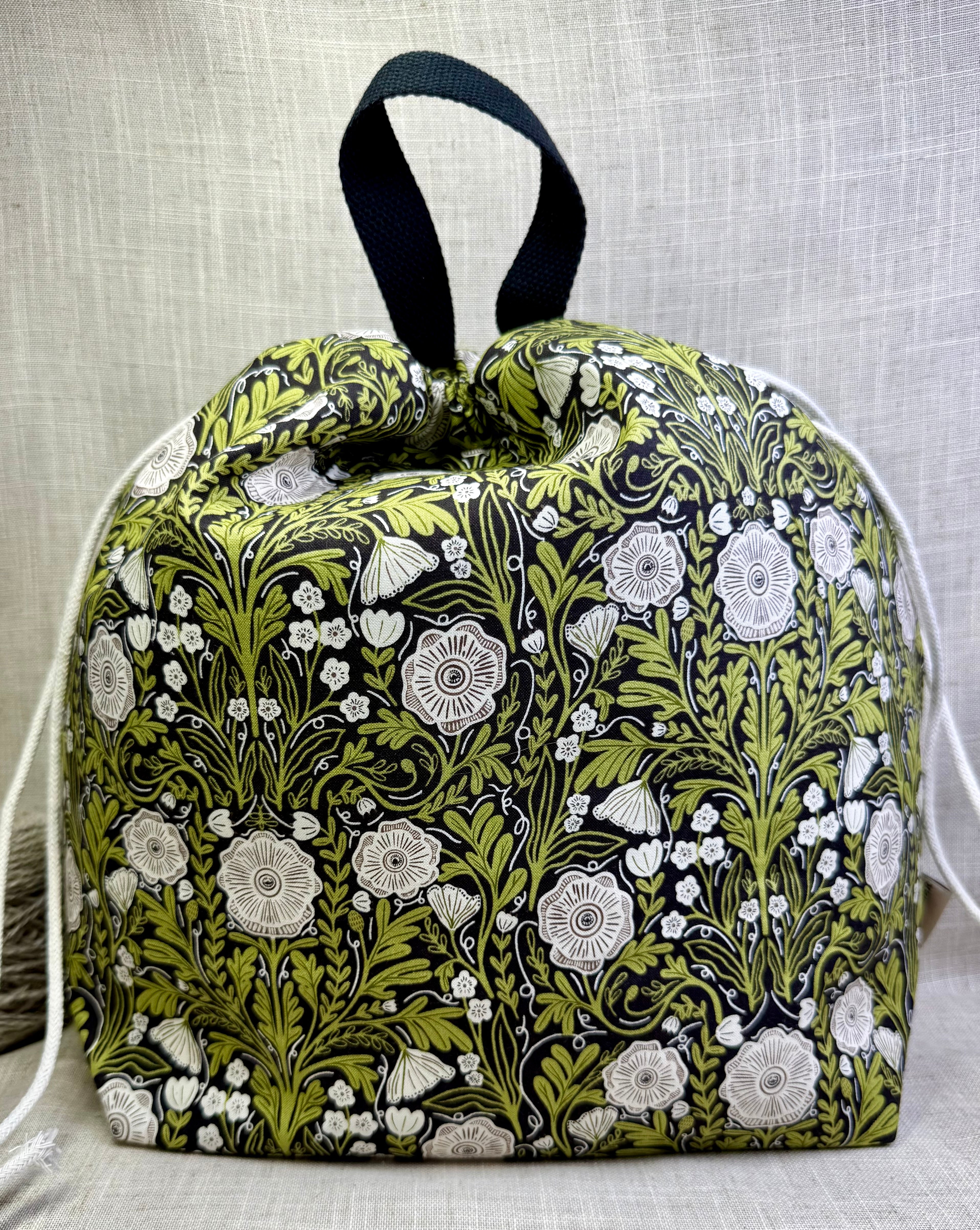 Floral Motif Shweater Bag