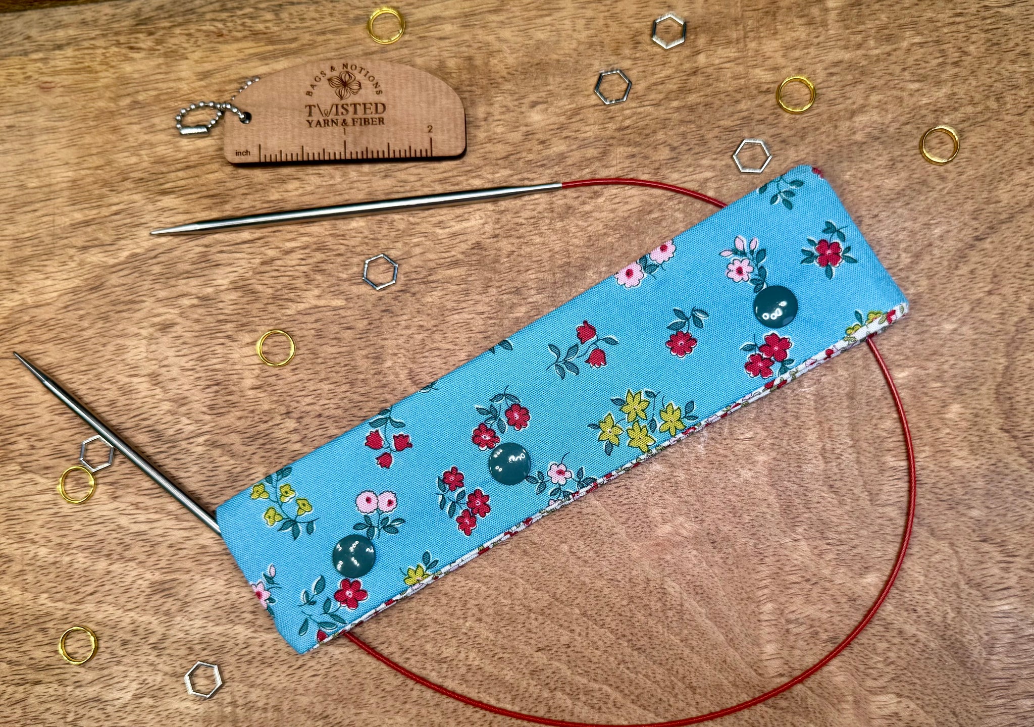 Flowers Needle Holder