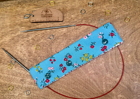 Flowers Needle Holder