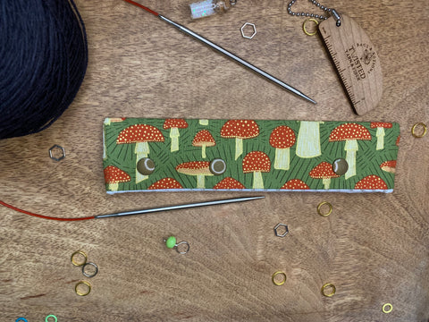 Mushroom Needle Holder
