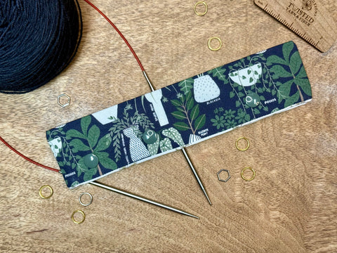 Houseplants Needle Holder