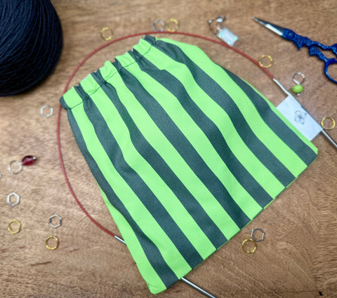 Stripes Ball Bag