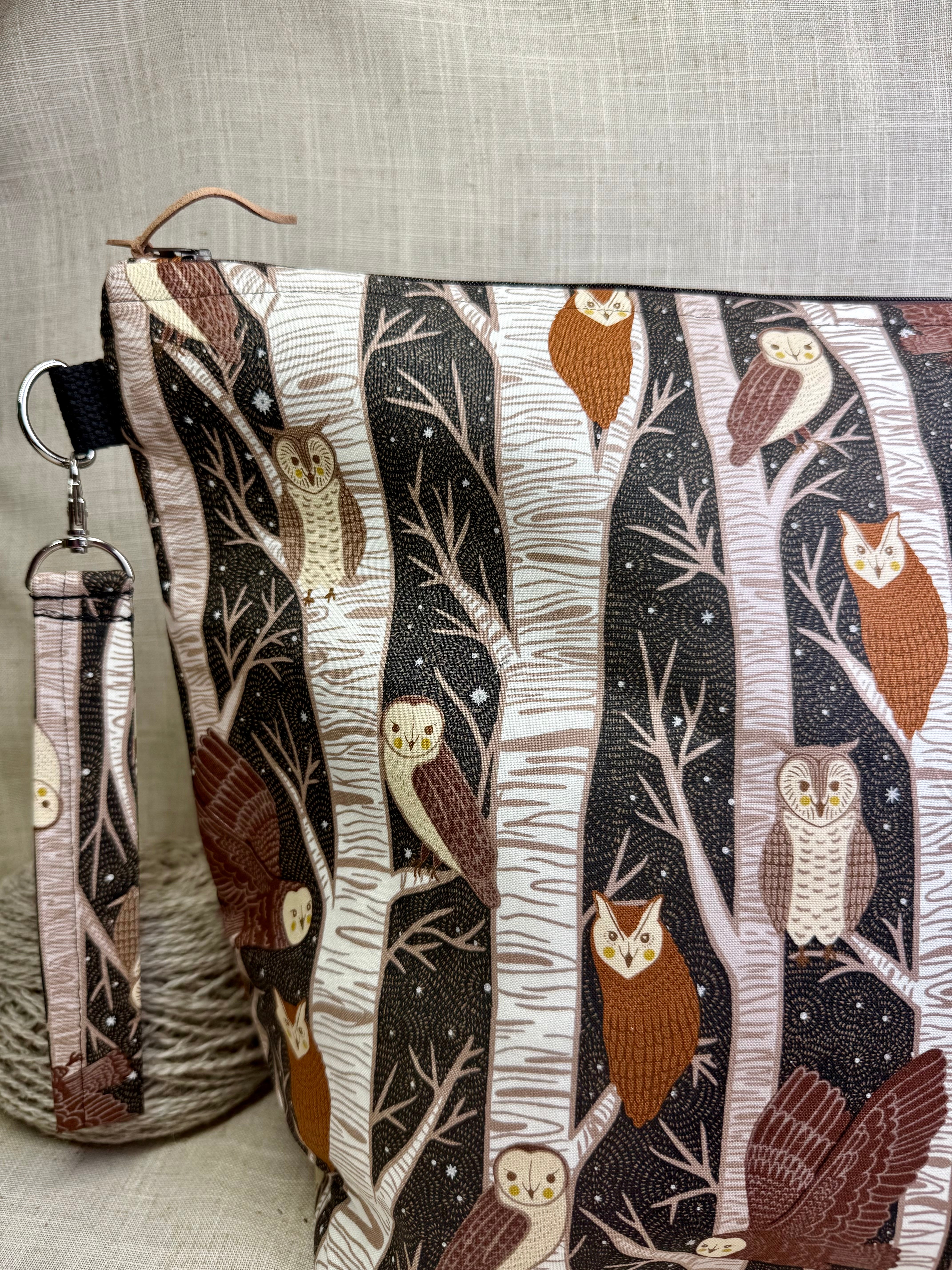 Brown Owls Zipper Shweater Bag