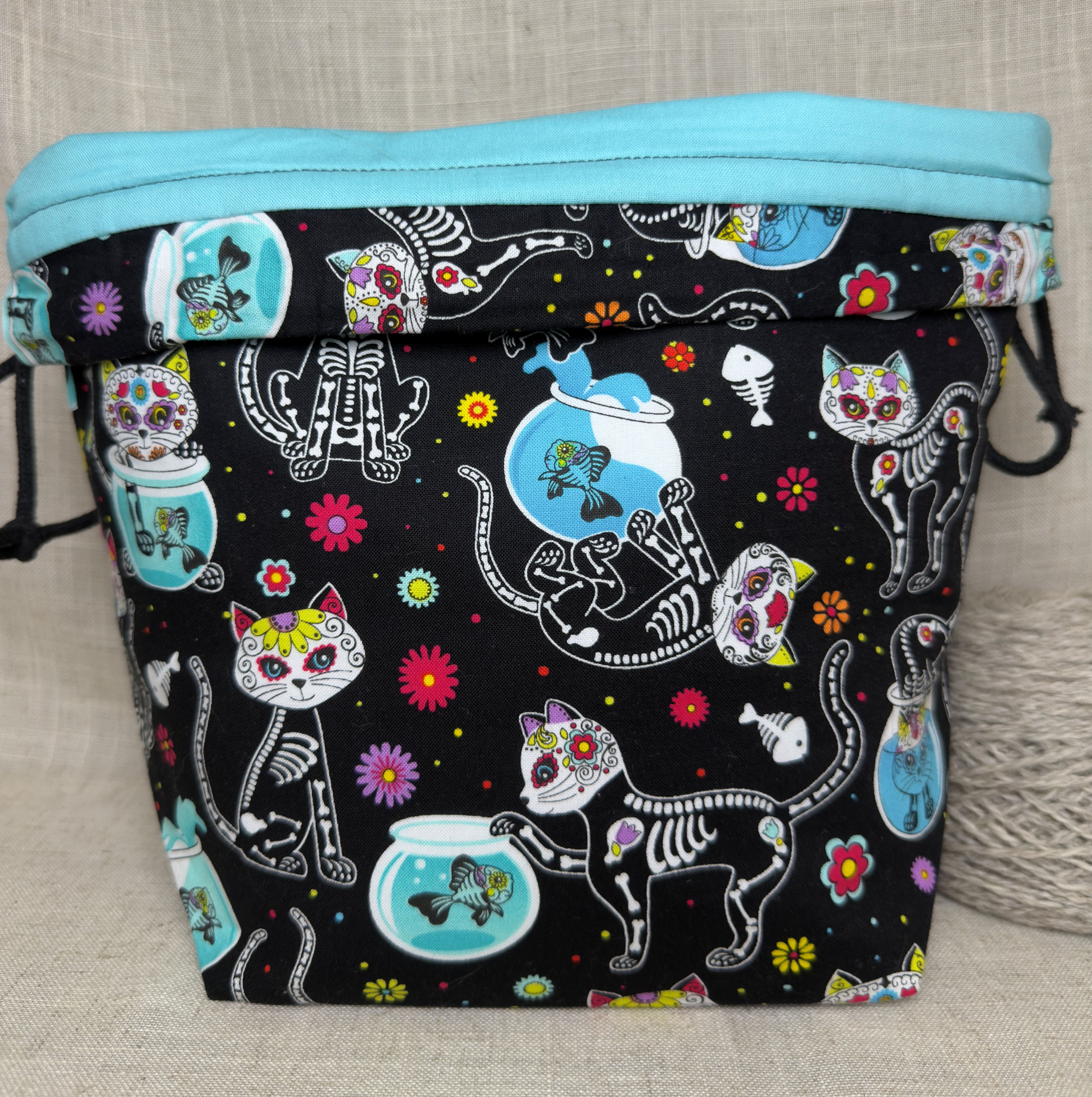 Cat Bucket Bag