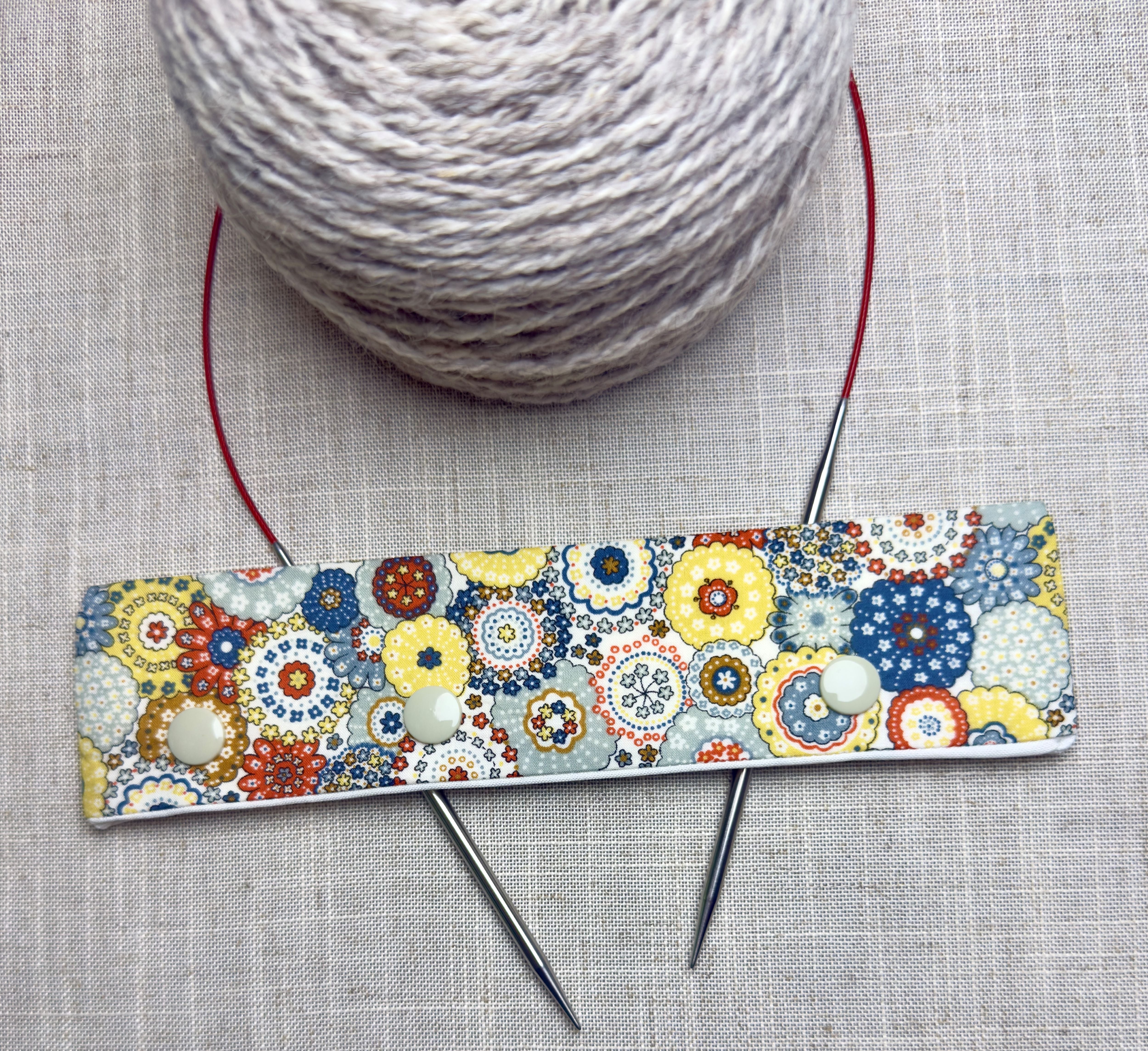 Paisley (Blue) Needle Holder