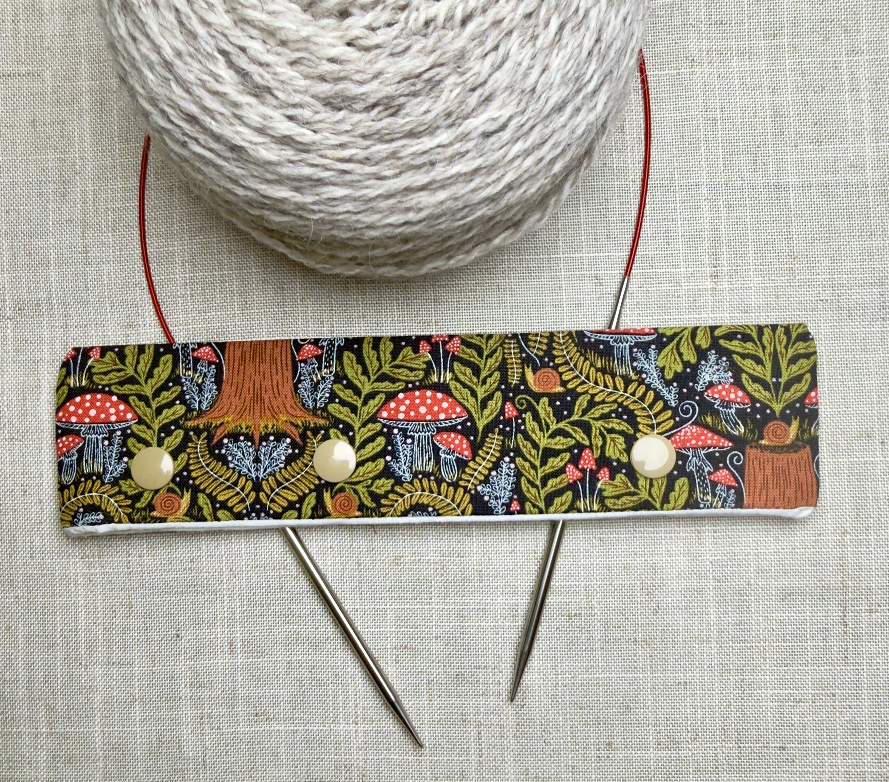 Mushroom Needle Holder