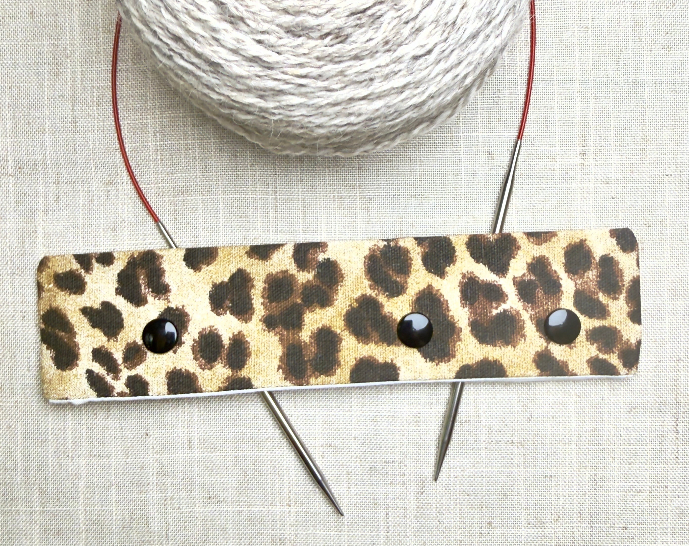Leopard Needle Holder