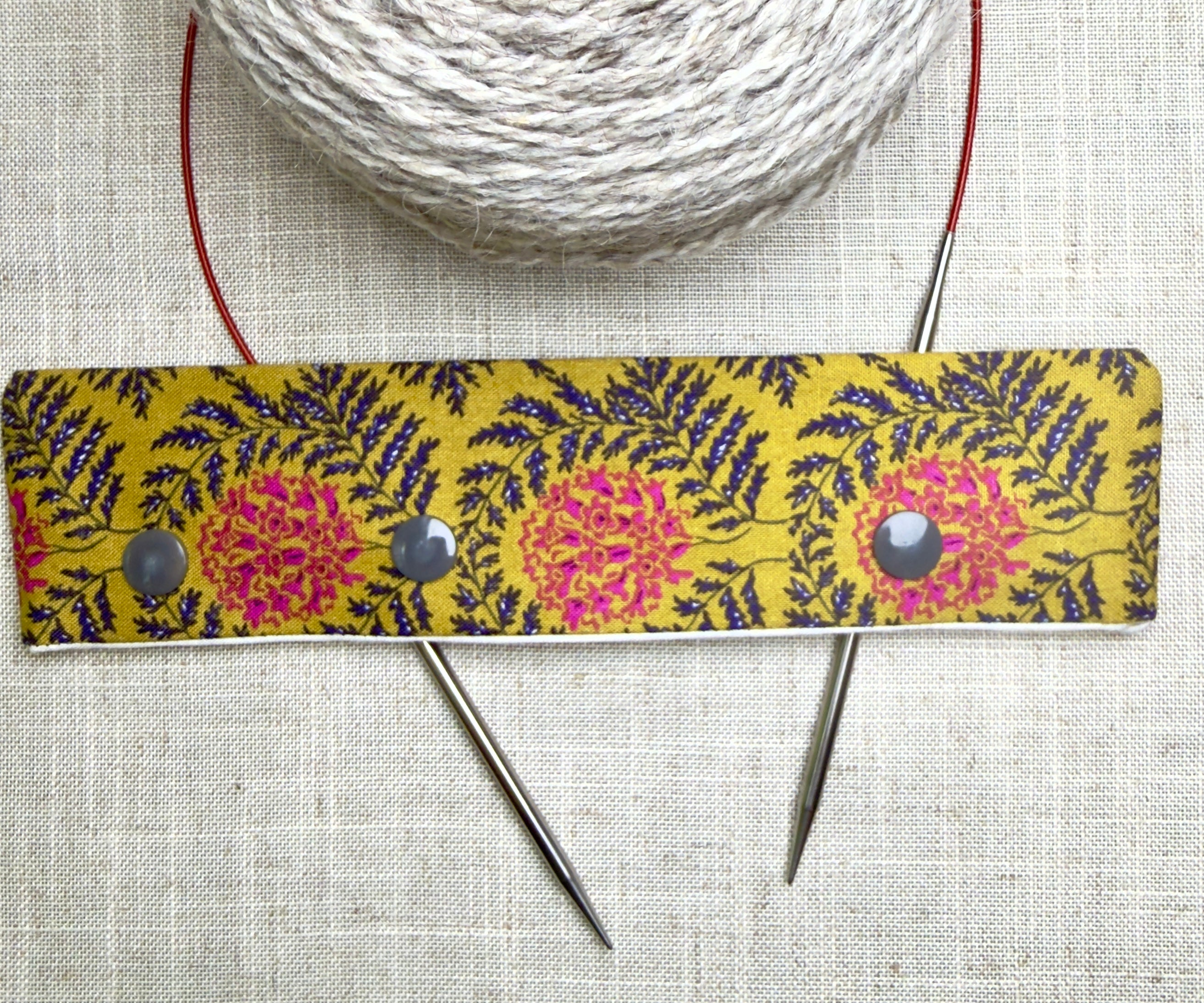 Lavender Needle Holder