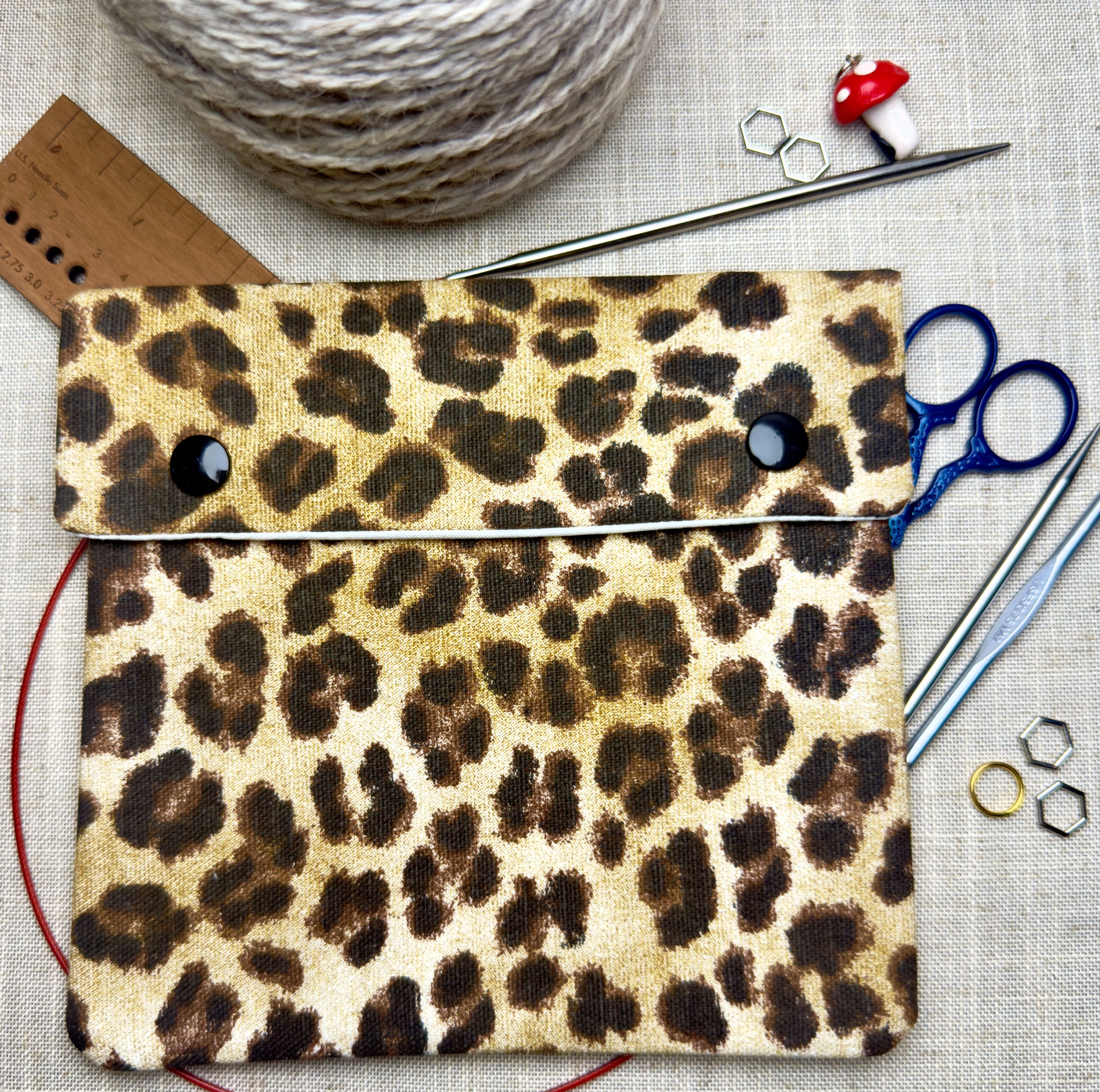 Leopard Notion/ Needle Case